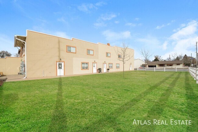 Building Photo - 103 W Union Ave