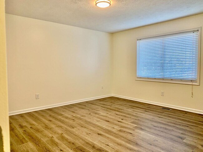 Building Photo - Hiram Rental