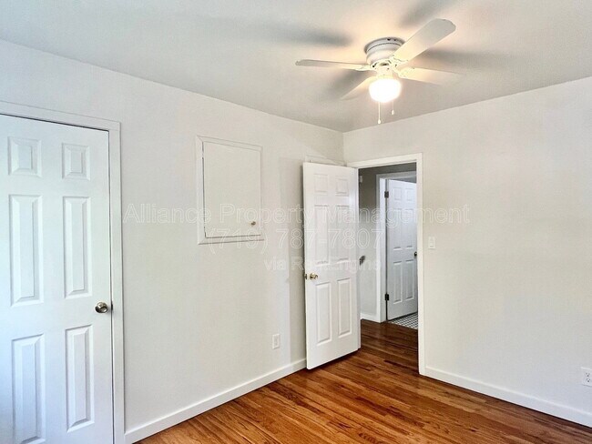 Building Photo - 514 Catalina Dr