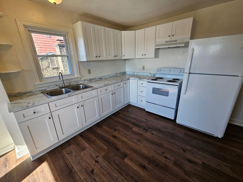 Building Photo - 545 Hite Rd