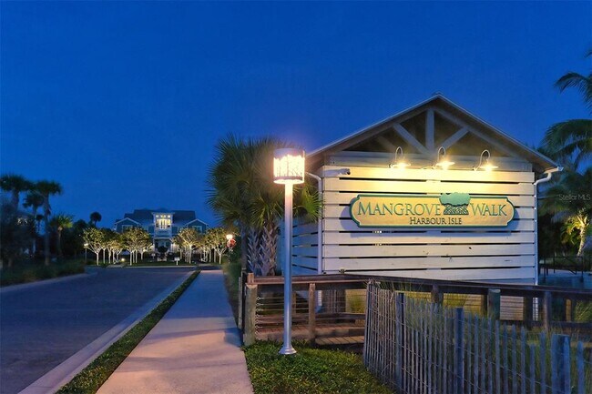 Building Photo - 280 St Lucia Dr