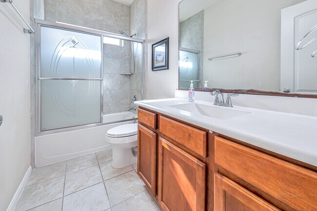 Building Photo - 9211 Union Meadow Ln