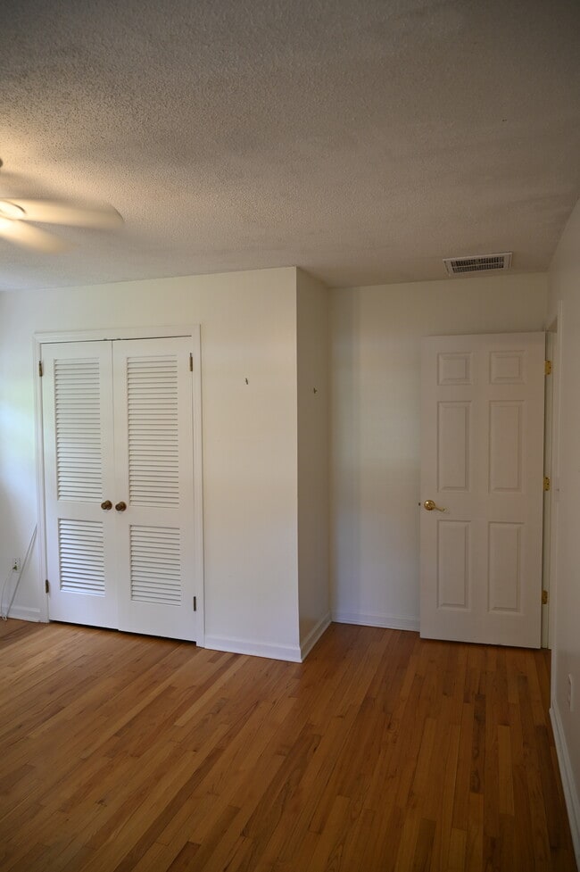 Building Photo - 1265 Penny Cir