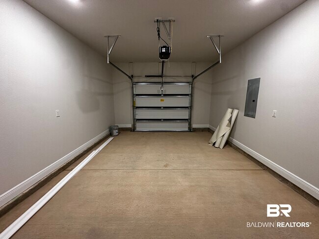 Building Photo - 32236 Revere Dr