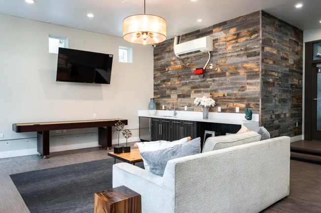 Building Photo - 1430 NW Pettygrove St