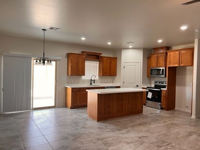 Building Photo - RANCHO ENCANTADO
