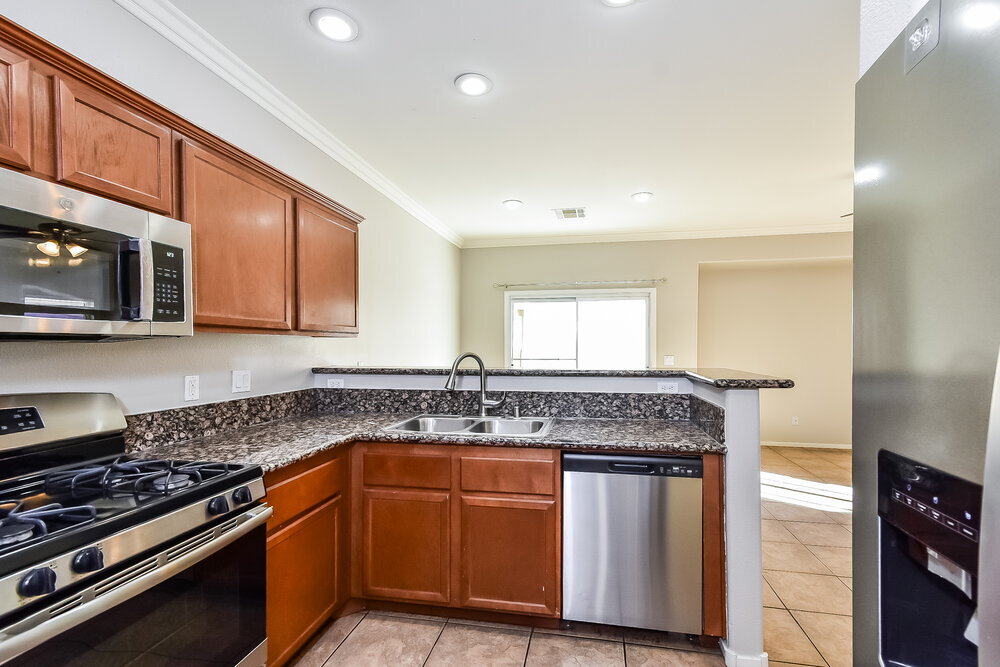 Building Photo - 6333 Blushing Willow St