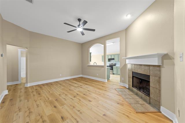 Building Photo - 1109 Caroline Dr