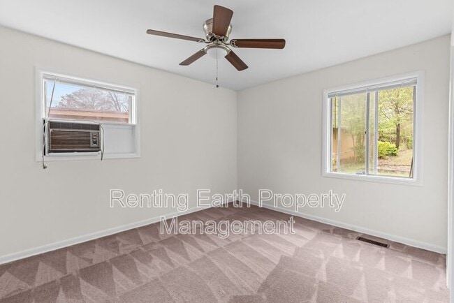 Building Photo - 6715 Court N