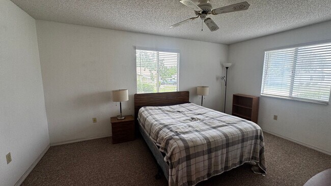 Building Photo - 11410 SW 85th Ct