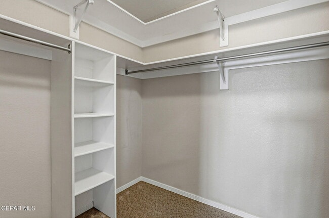 Building Photo - 6398 Franklin Summit Drive