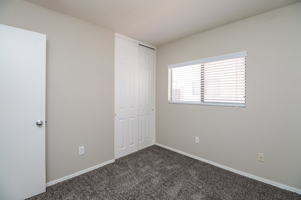 Building Photo - 1538 S Danielson Wy