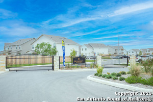 Building Photo - 7607 Gramercy Wy