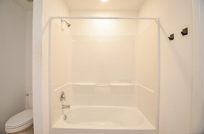 Building Photo - 27127 Breakaway Ln