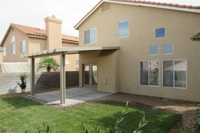 Building Photo - 7820 Paper Flower Ct