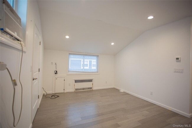 Building Photo - 105 Pacific Blvd