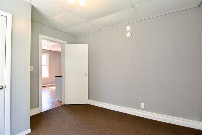 Building Photo - 425 Taylor St