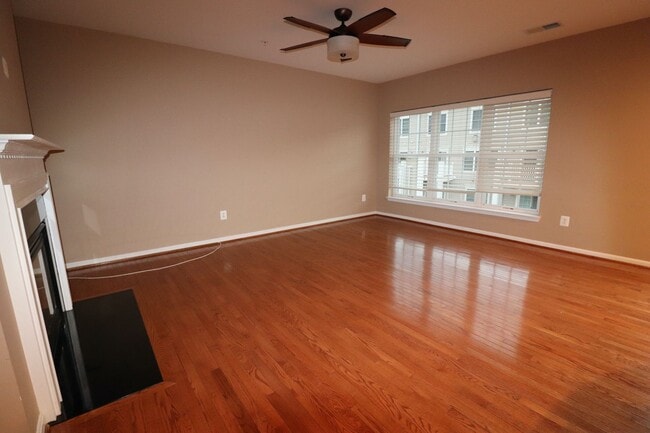 Building Photo - 4635 Battenburg Ln