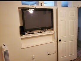 Building Photo - 2040 Lima Loop