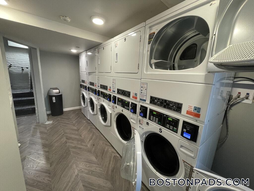 Building Photo - 16-20 Westland Ave.