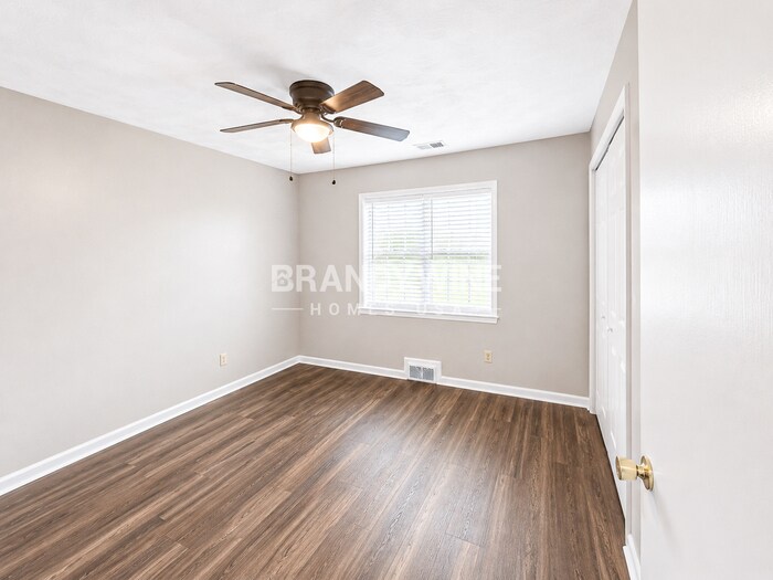 Building Photo - 3076 Emerald St