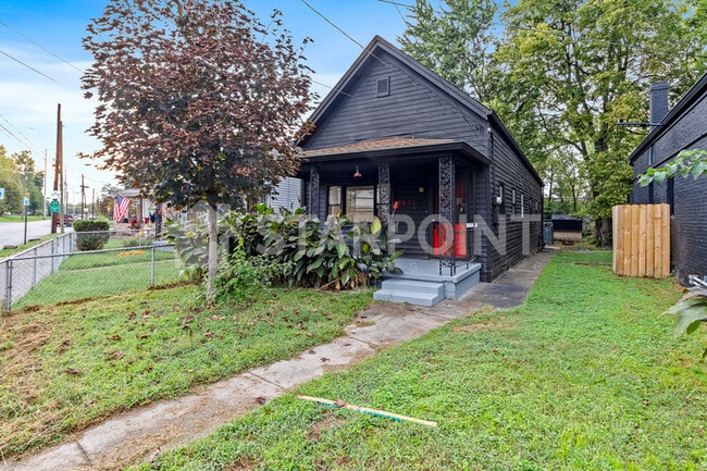 Building Photo - 2631 Northwestern Pkwy