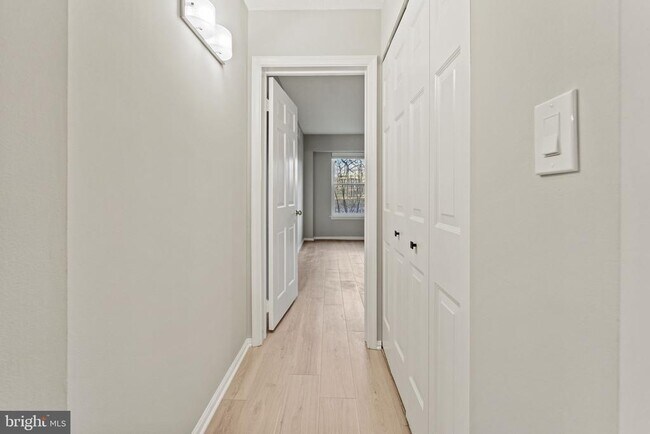 Building Photo - 7640 Tremayne Pl