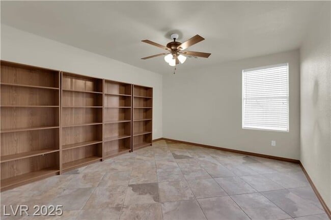 Building Photo - 1.2 Acres with Indoor & Outdoor RV Parking!!!!