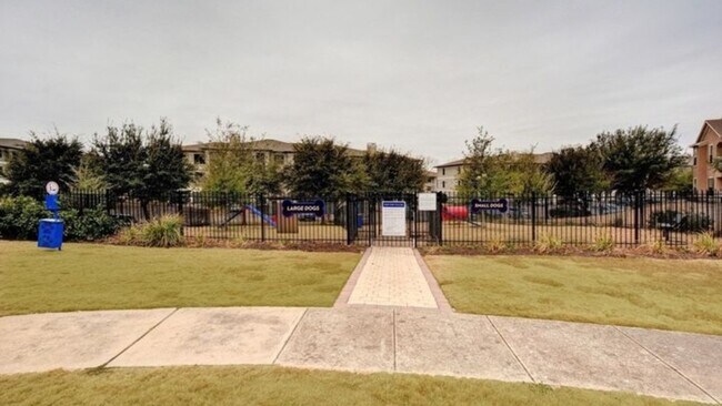 Building Photo - 12041 Dessau Rd