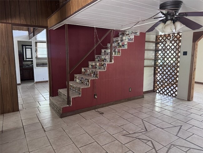 Building Photo - 16477 Piper Ln