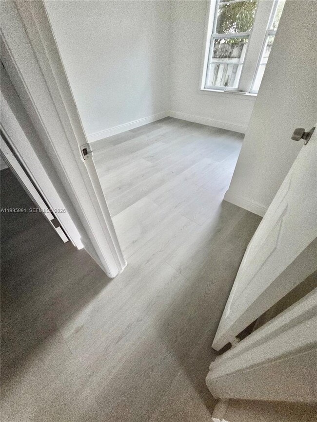 Building Photo - 568 SW 3rd St