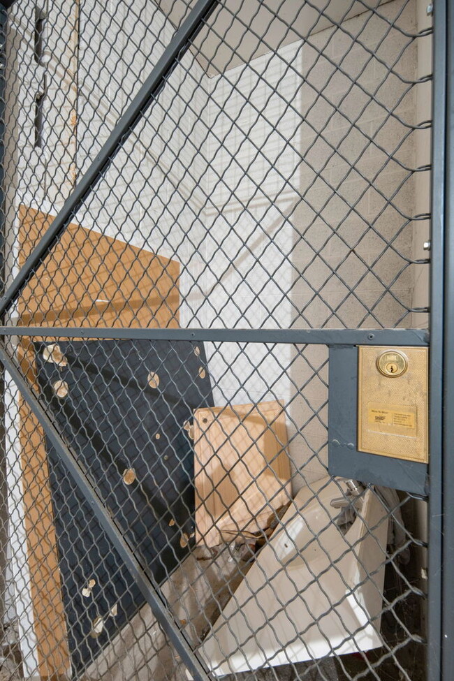 Building Photo - 1808 S Michigan Ave