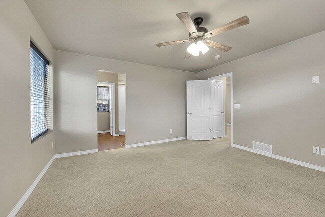 Building Photo - $2,795 - 3 Bed, 2.5 Bath Home with Fenced ...