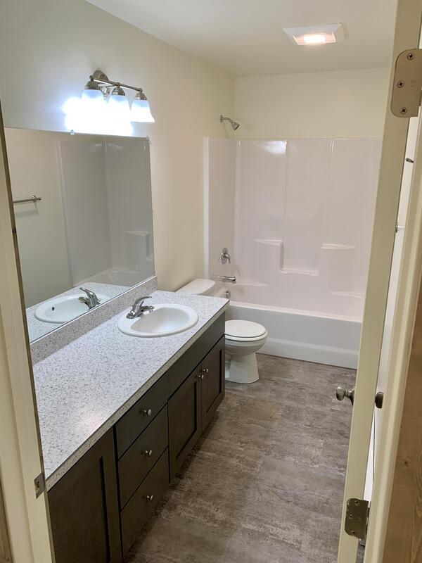 Building Photo - 810 Gibbon St