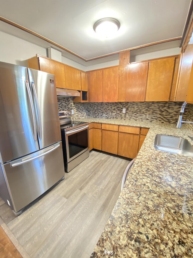 Building Photo - 3620 3rd Pl NW