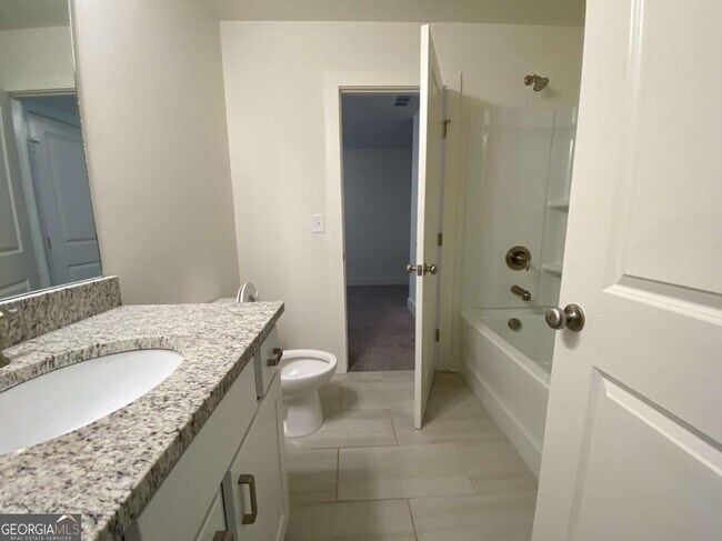 Building Photo - 117 Auburn Gate Ln