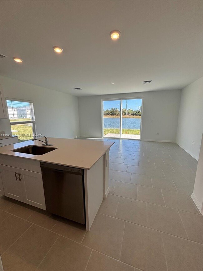 Building Photo - 17459 Monte Isola Wy