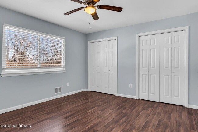 Building Photo - 54 Ellen Heath Dr