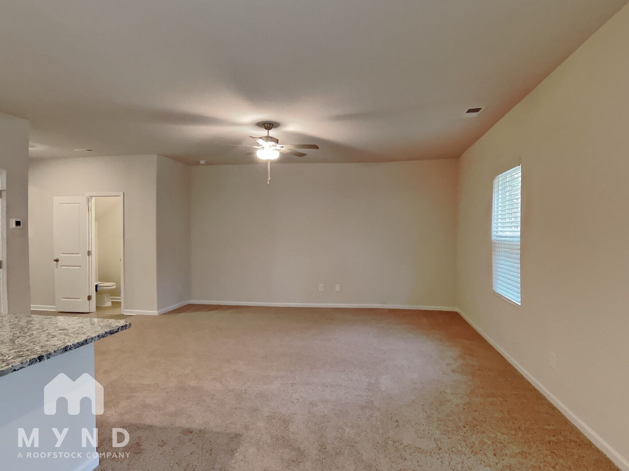 Building Photo - 164 Everglade Wy