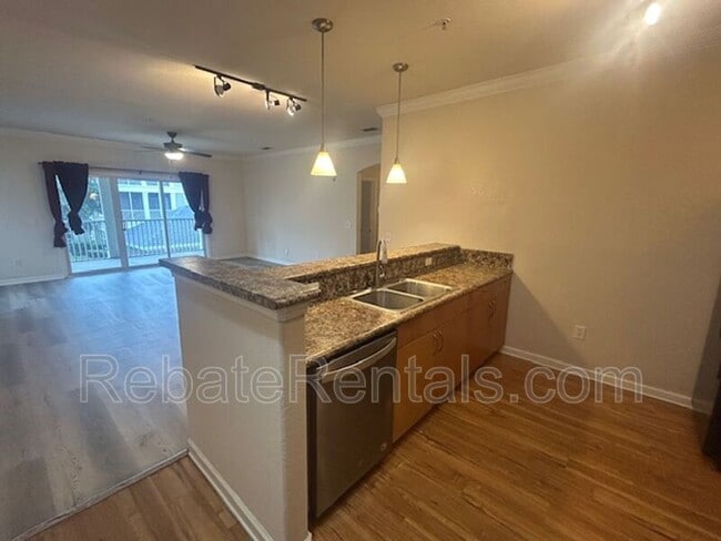 Building Photo - 8290 Gate Pkwy W