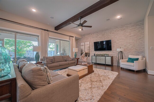 Building Photo - 2418 Sandhill Crest Ln