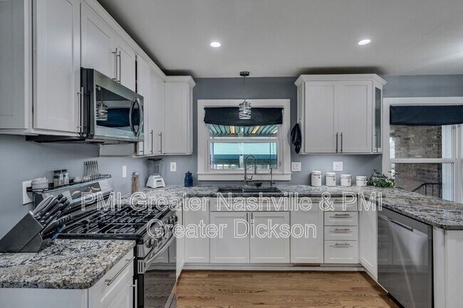 Building Photo - 1217 Shawnee Rd