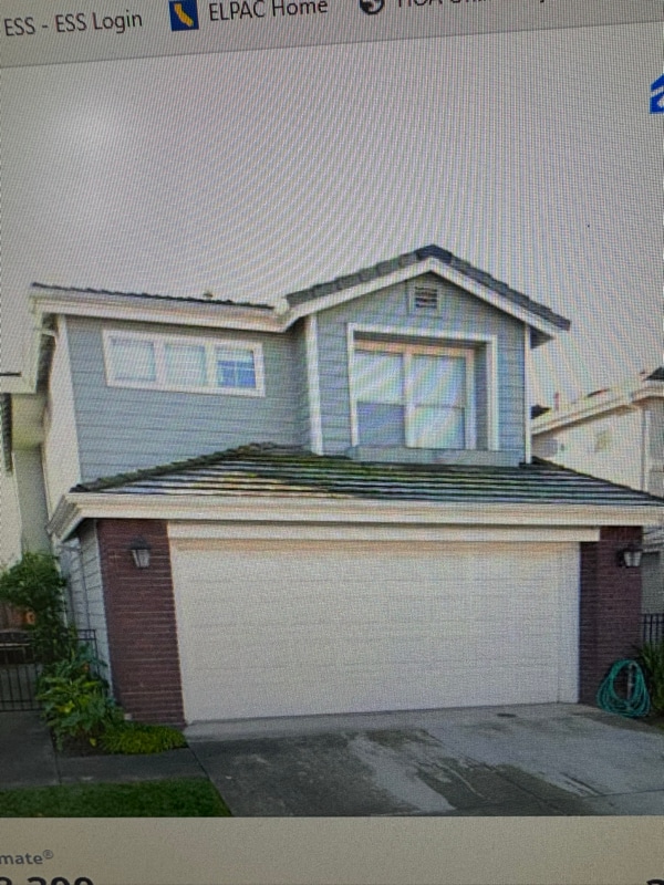 Building Photo - 600 Birdsong St