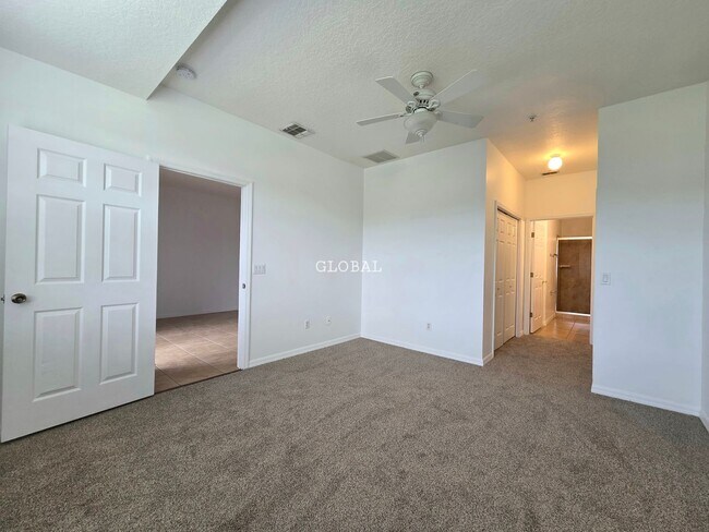 Building Photo - Condo for rent