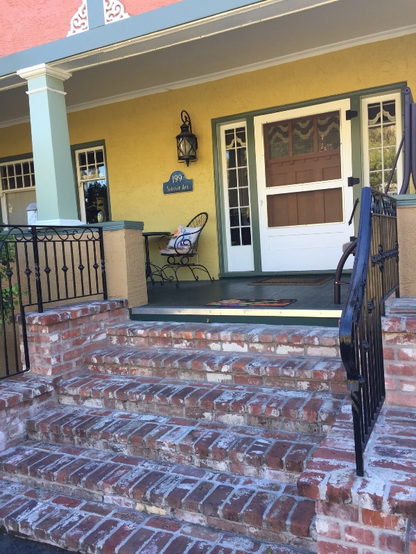 Building Photo - 199 Saranap Ave