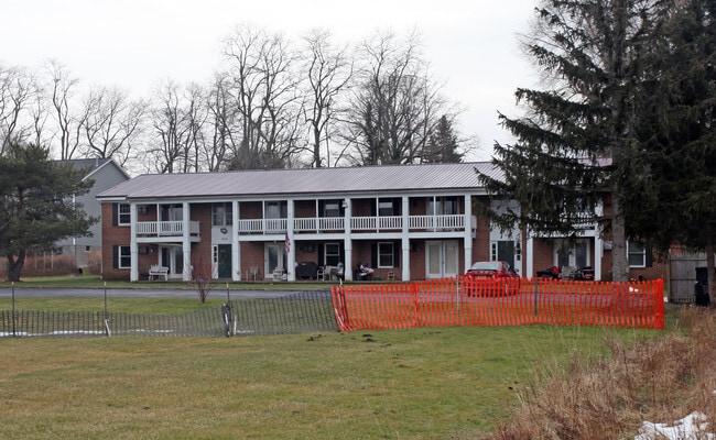 Building Photo - 504 Rt-104