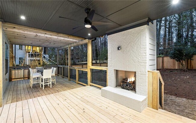 Building Photo - 500 Ridgewater Dr