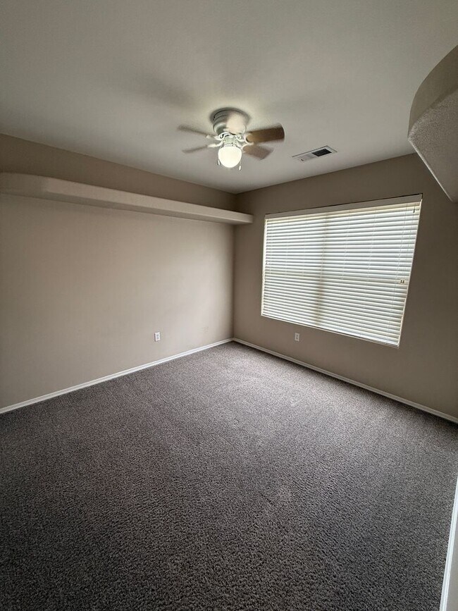 Building Photo - 2526 Tuscan Hills Ln