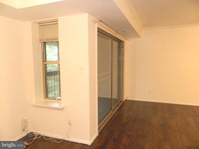 Building Photo - 7925 Coriander Dr