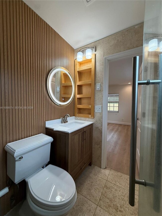 Building Photo - 19253 Carolina Cir